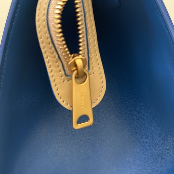 AUTHENTIC Celine Trapeze bicolor. - Picture 10 of 15